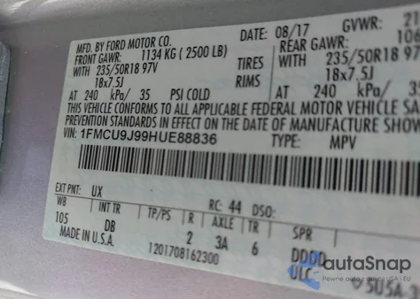 2017 Ford Escape Titanium z USA, uszkodzony, nr VIN 1FMCU9J99HUE88836